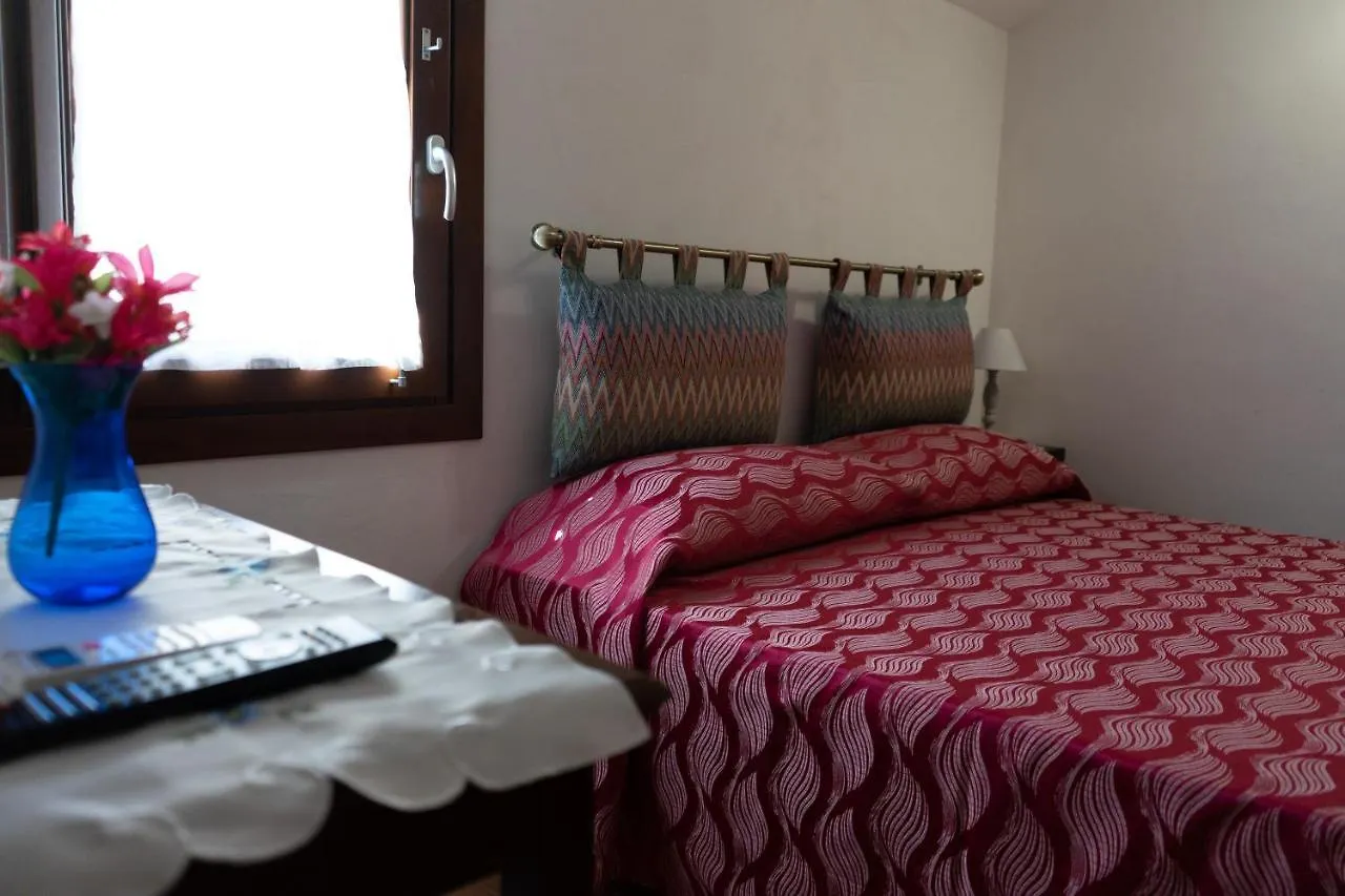 住宿加早餐酒店 B&B 4 Stagioni Dattilo 意大利